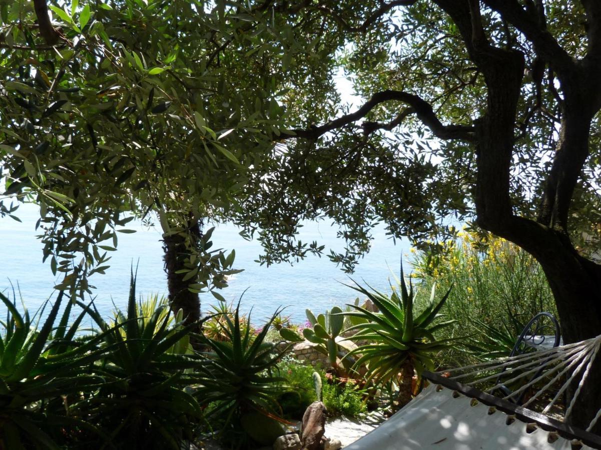 Le Case Di Recco By Holiday World Exterior photo