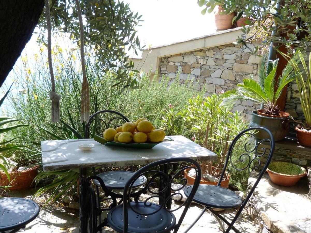 Le Case Di Recco By Holiday World Exterior photo